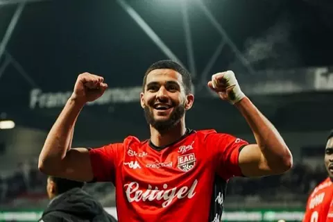 بيتكوفيتش يستدعي صهيب ناير لمنتخب الجزائر
